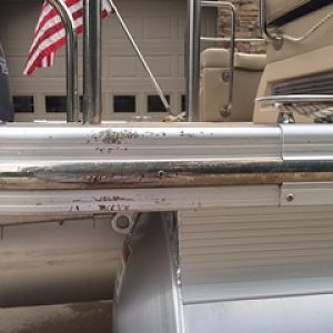 Discoloration on stainless rub rail