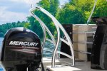 pontoon-boat-ski-tow-bar-close-up__22519.jpg