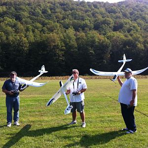 Gliders at the NEAT Fair - 2011