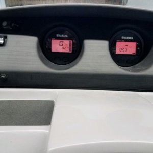 Yamaha gauges.jpg
