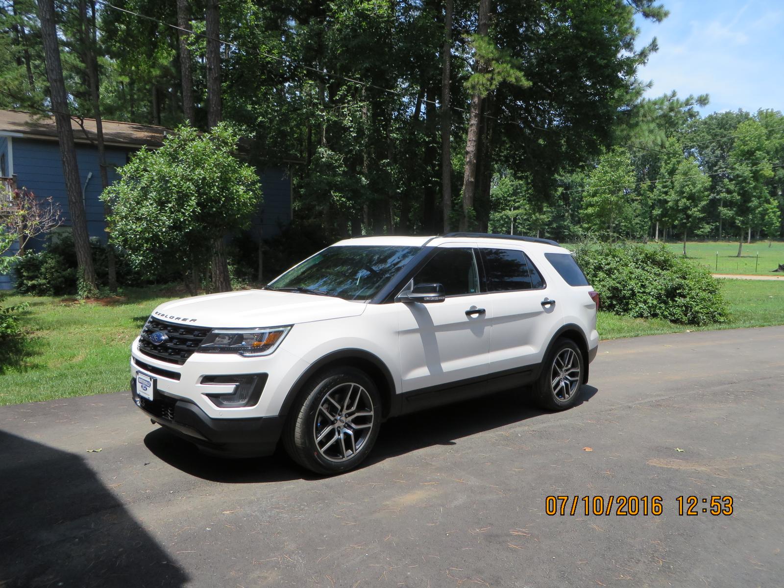 2017 Explorer sport