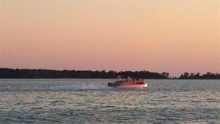 Benny running the bay