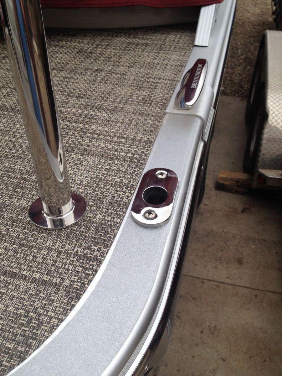 Flag pole mount Club Bennington