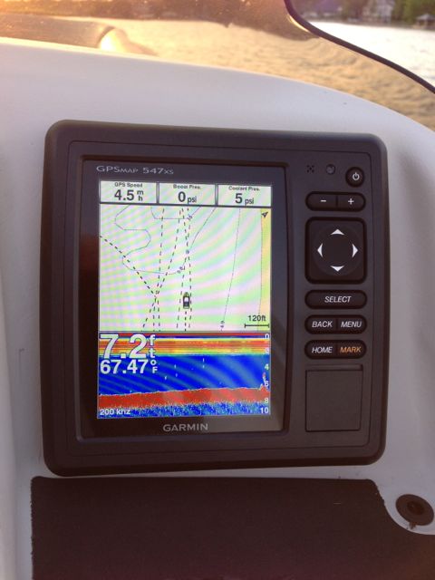 Garmin 547XS chart and sonar combo screen