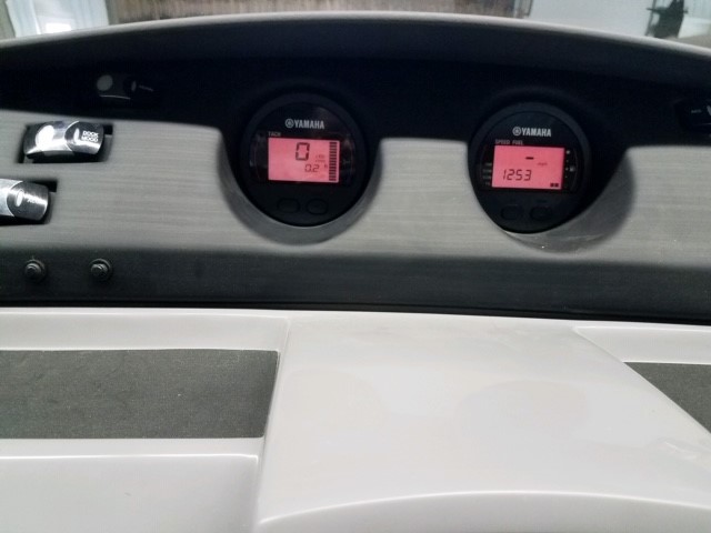 Yamaha gauges.jpg